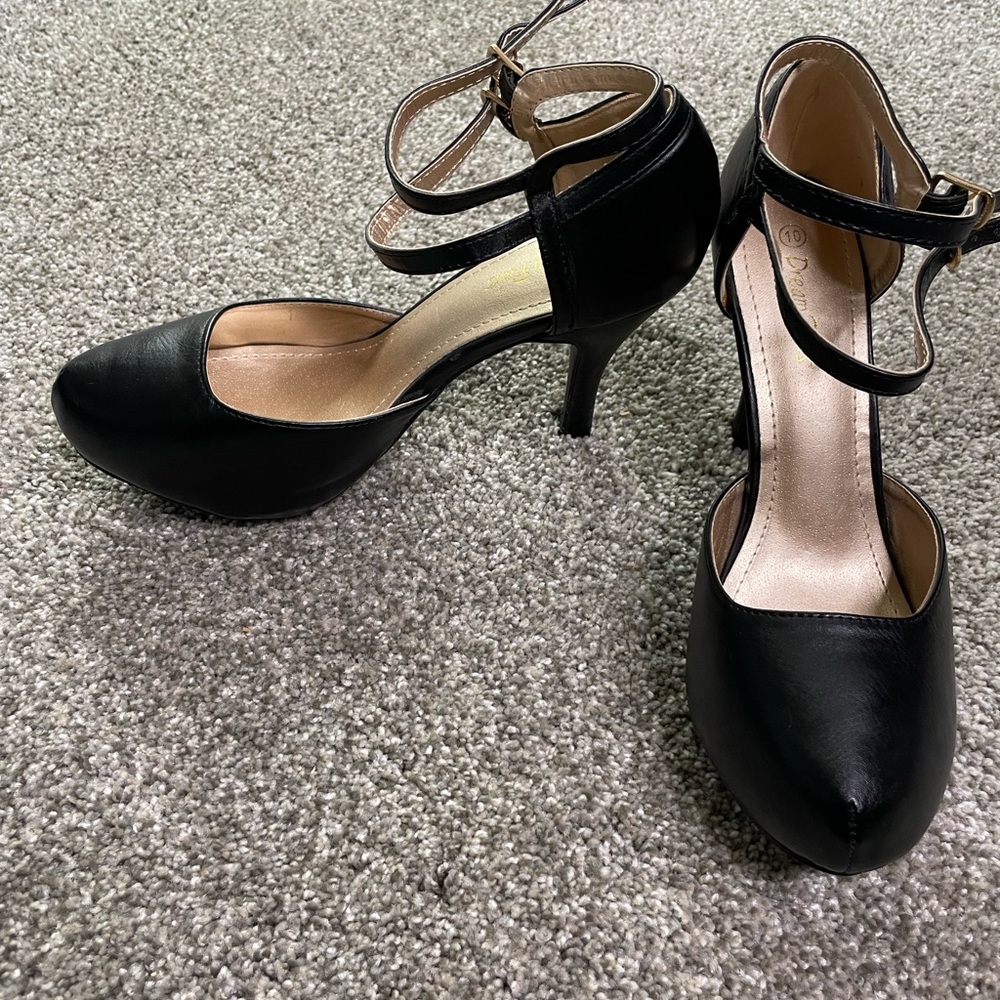 Classy Mary Jane Heels